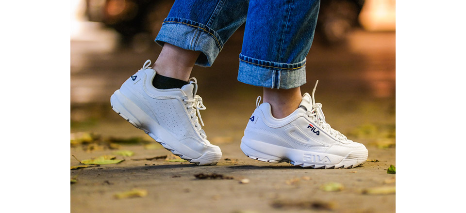 købe svinge Elendig Why These Chunky FILA Shoes Should Be Your New Go-To Sneakers