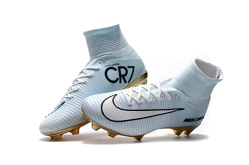 Unboxing and Reviewing CR7 Chapter 5 White with Blue .