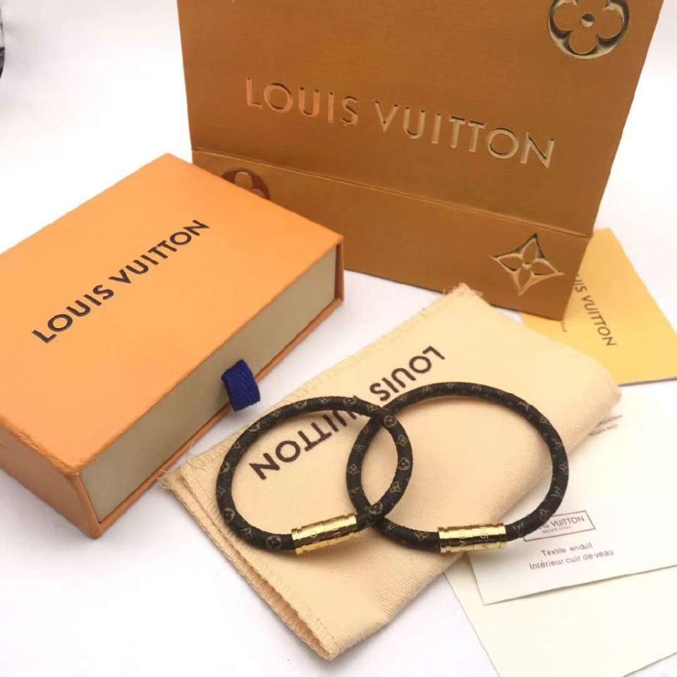 Louis Vuitton Việt Nam  Giá Vòng đeo tay Louis Vuitton Chính Hãng  Khuyến  Mãi Tháng 72023