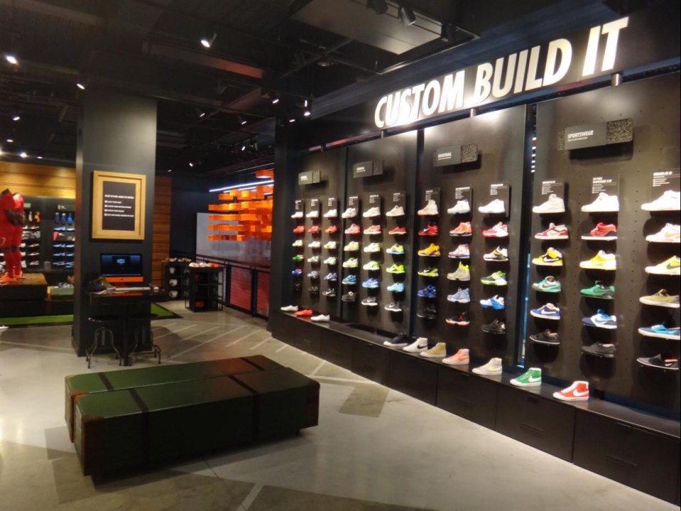 nike store running shoes
