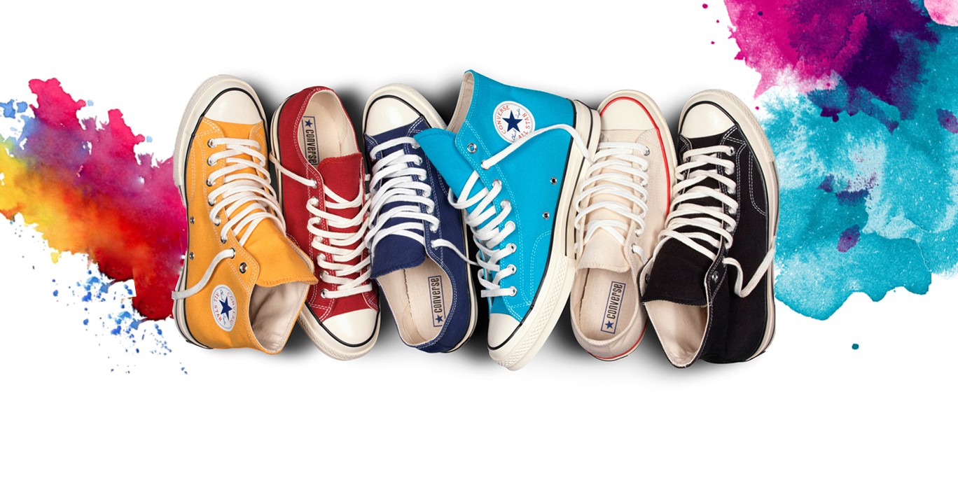 Giày Converse luôn là một trong những item được giới trẻ yêu thích nhất bởi sự tiện dụng, năng động và phong cách. Hãy cùng ngắm nhìn những đôi giày Converse tuyệt đẹp và sáng tạo trong ảnh của chúng tôi ngay nhé!